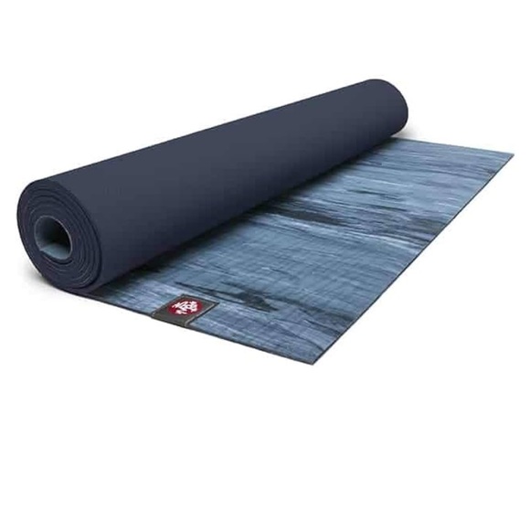 Manduka EKOLITE YOGA AND PILATES Mat ebbed marble blue - Picture 5 of 7